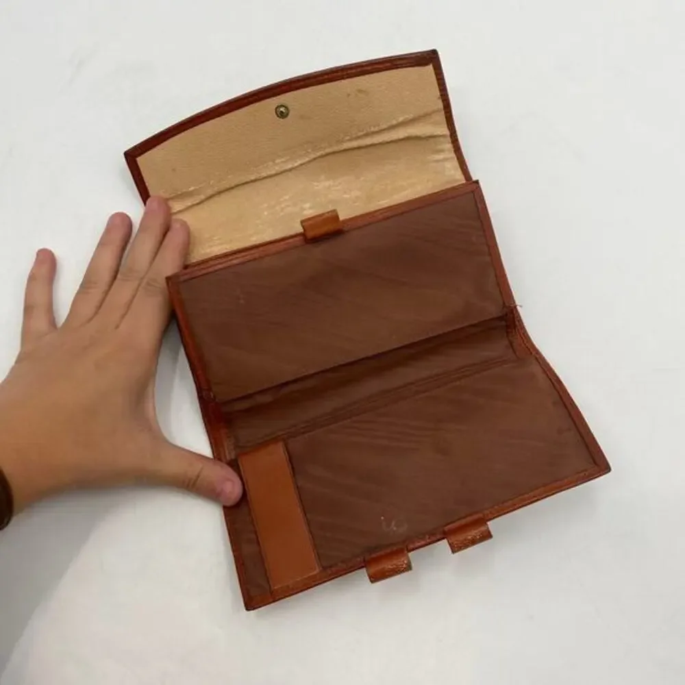 Dooney & Bourke Vintage tan‎ leather Trifold wallet